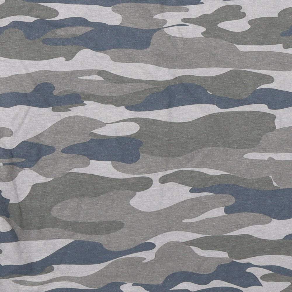 Primark Boys Green Camouflage Basic T-Shirt Size 11-12 Years