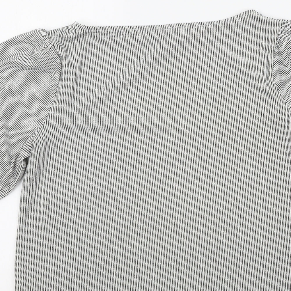 H&M Womens Black Geometric Basic T-Shirt Size S