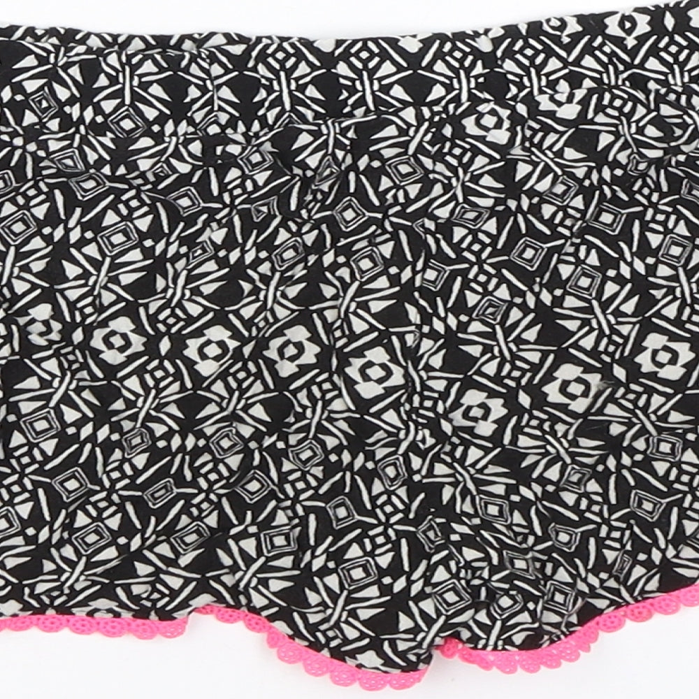 Primark Girls Black Argyle/Diamond Sailor Shorts Size 8-9 Years