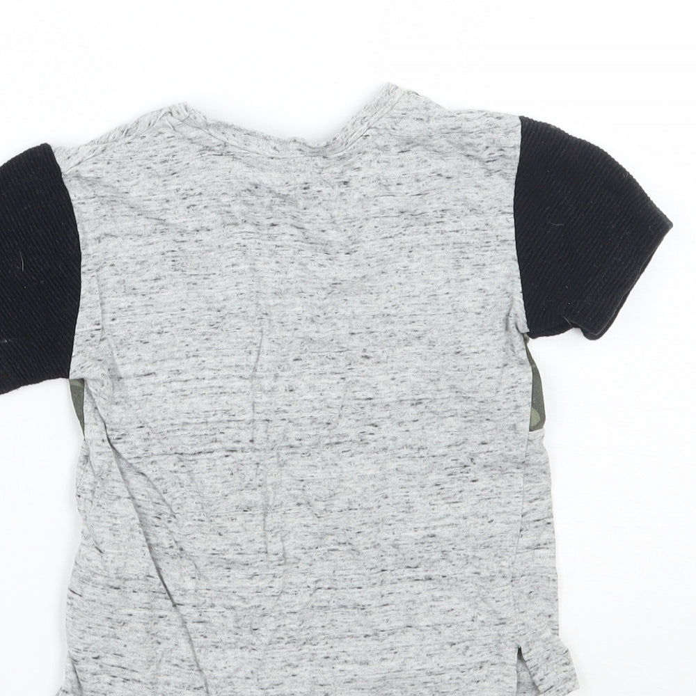 Primark Boys Grey Basic T-Shirt Size 12 Months