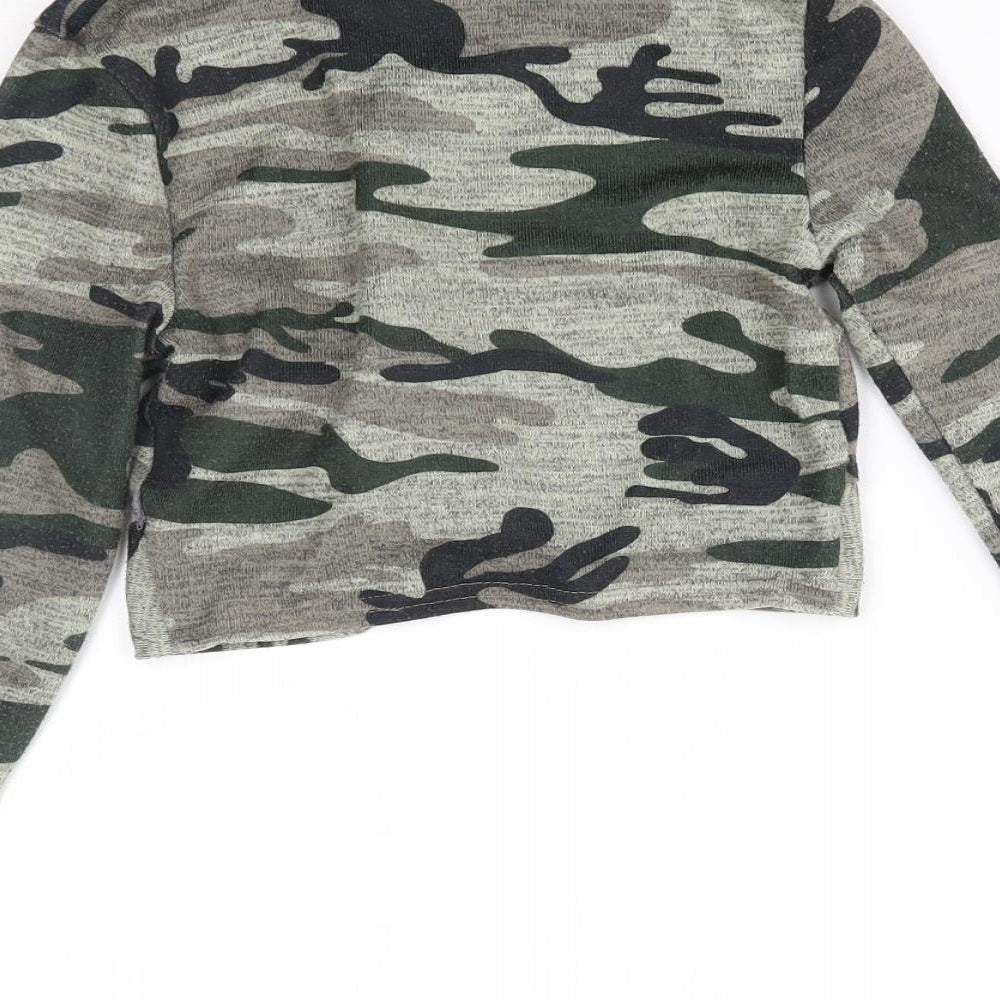 New Look Girls Green Camouflage Basic T-Shirt Size 9 Years