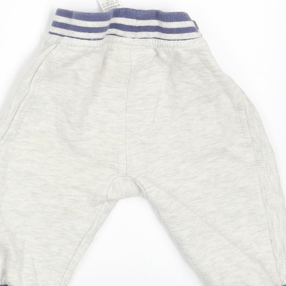 George Boys White Jogger Leggings Size 6-9 Months - Waist 14in; Inside leg 7in