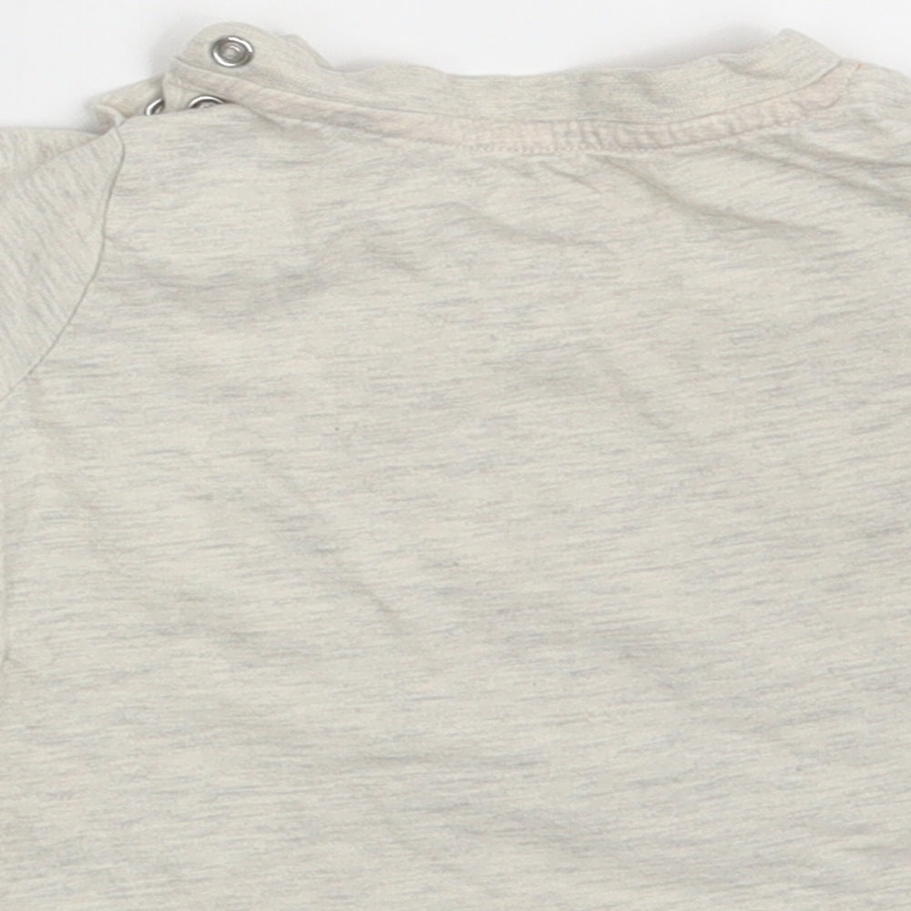 Primark Baby Beige Basic T-Shirt Size 6-9 Months - Kool-ala