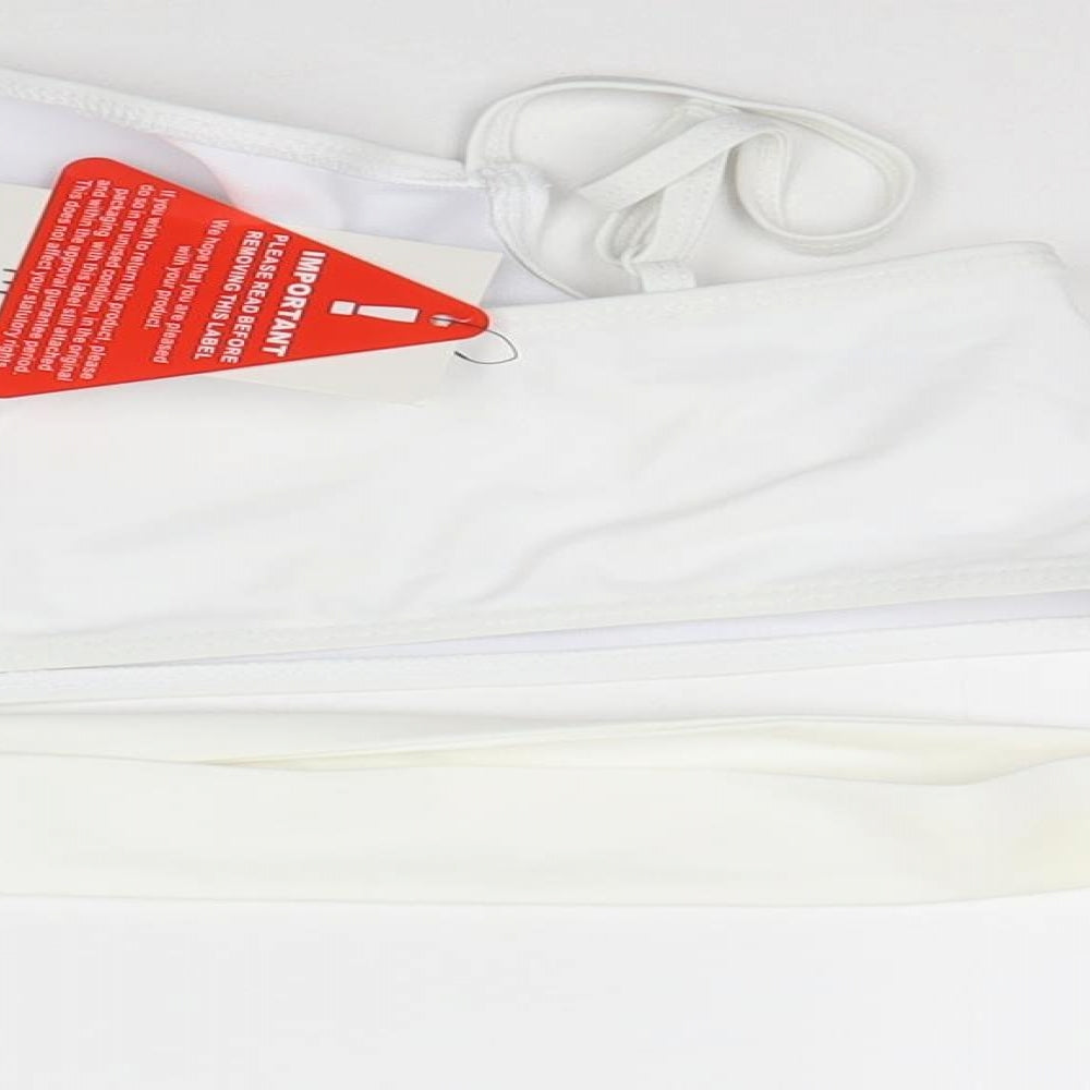 In the Style Womens White Cropped Tank Size 14