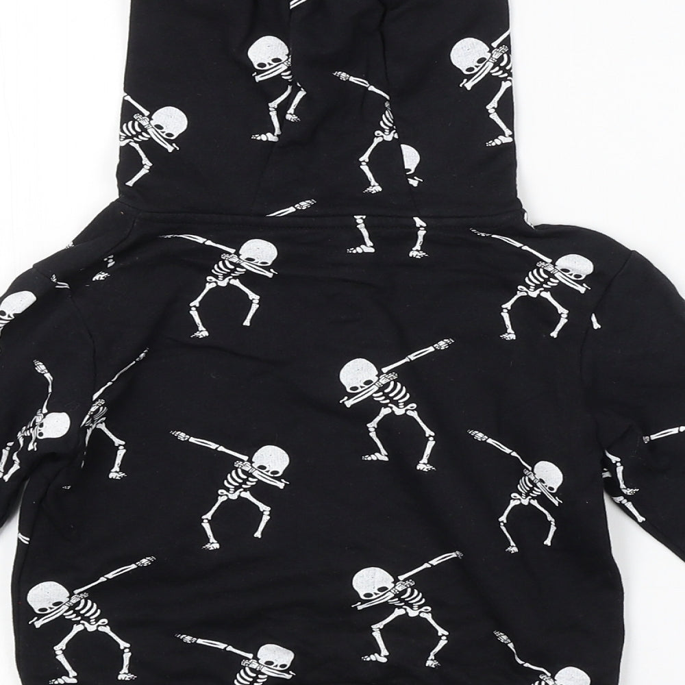 Preworn Boys Black Geometric Pullover Hoodie Size 3-4 Years