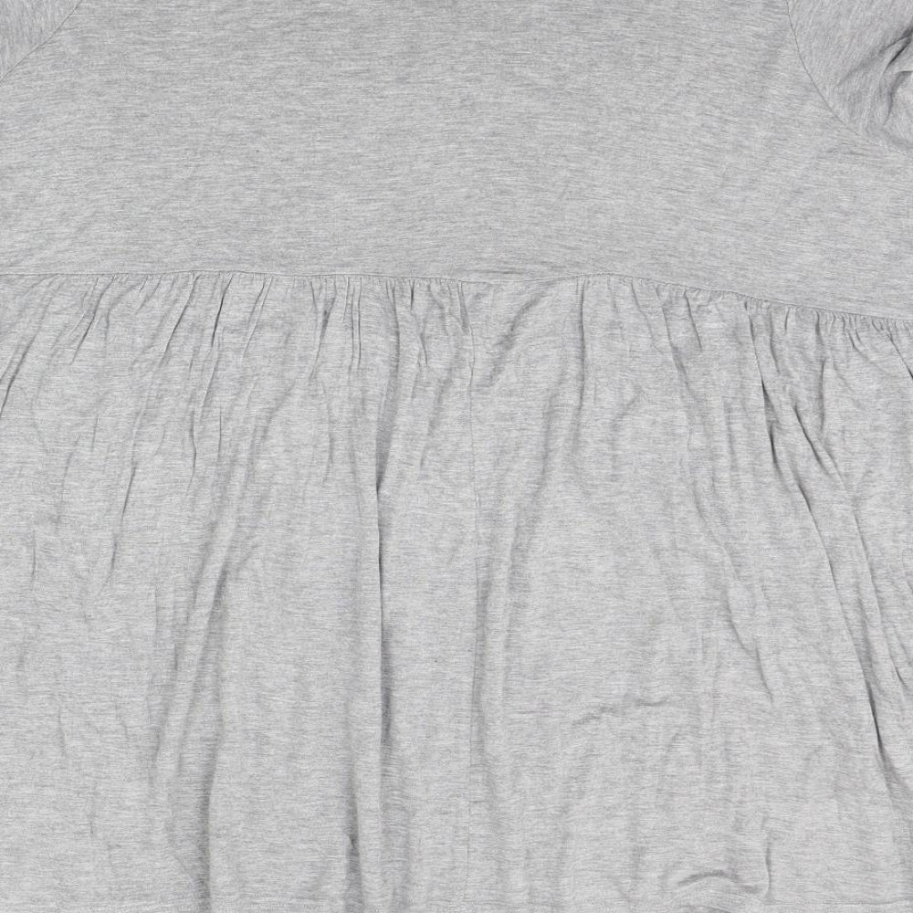 PRETTYLITTLETHING Womens Grey Basic T-Shirt Size 8