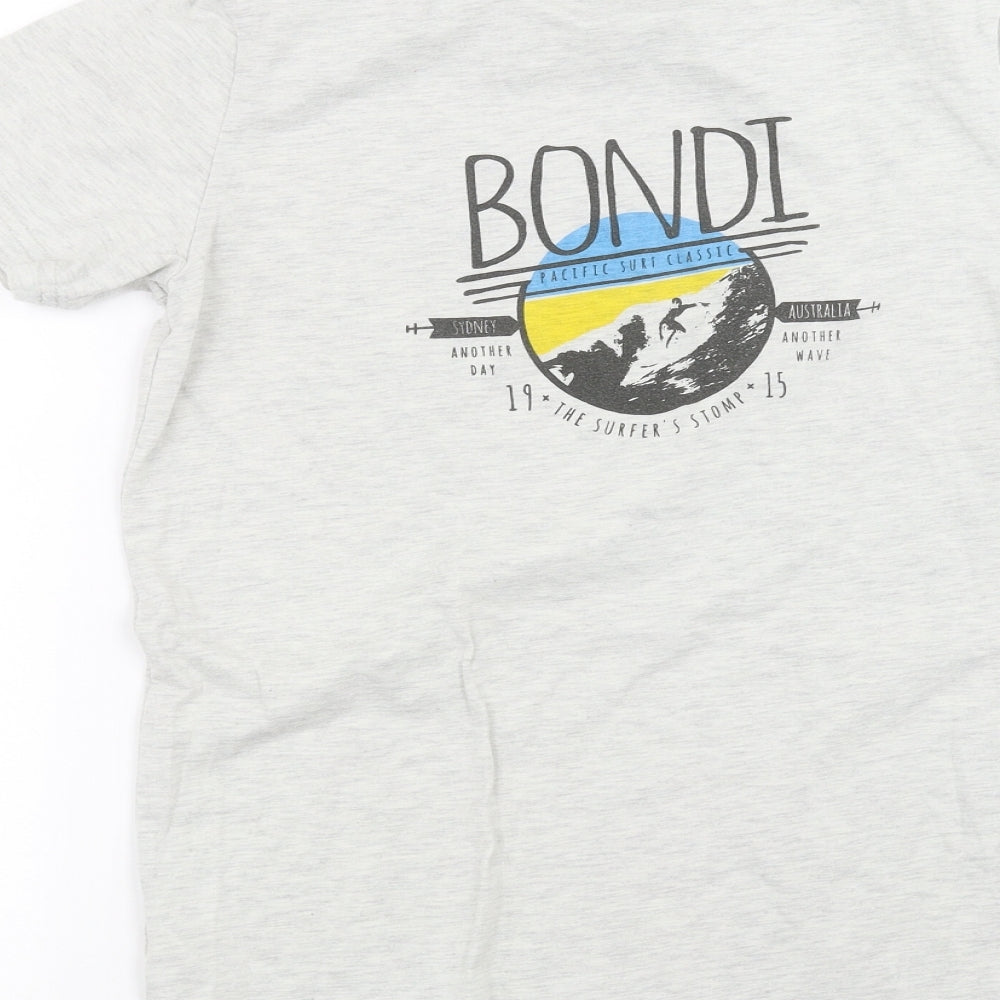 Between The Flags Mens Grey T-Shirt Size XS