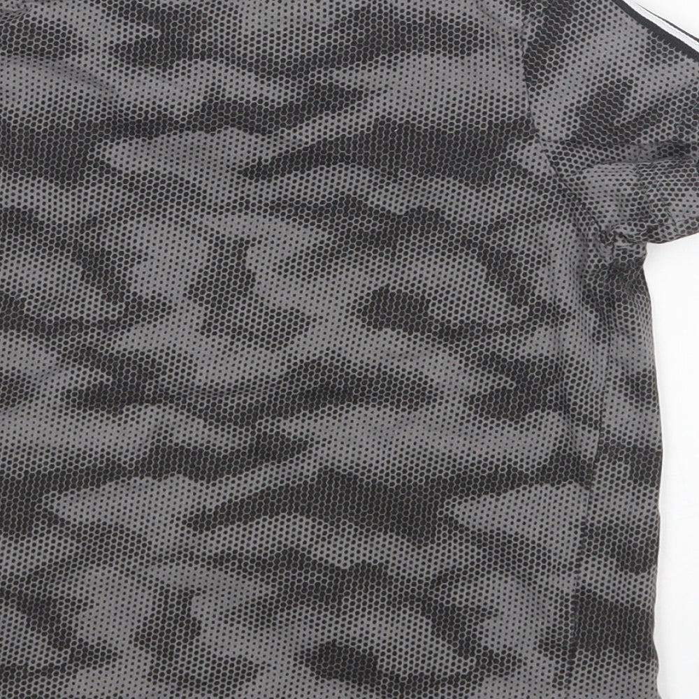 Matalan Boys Grey Camouflage Basic T-Shirt Size 4 Years