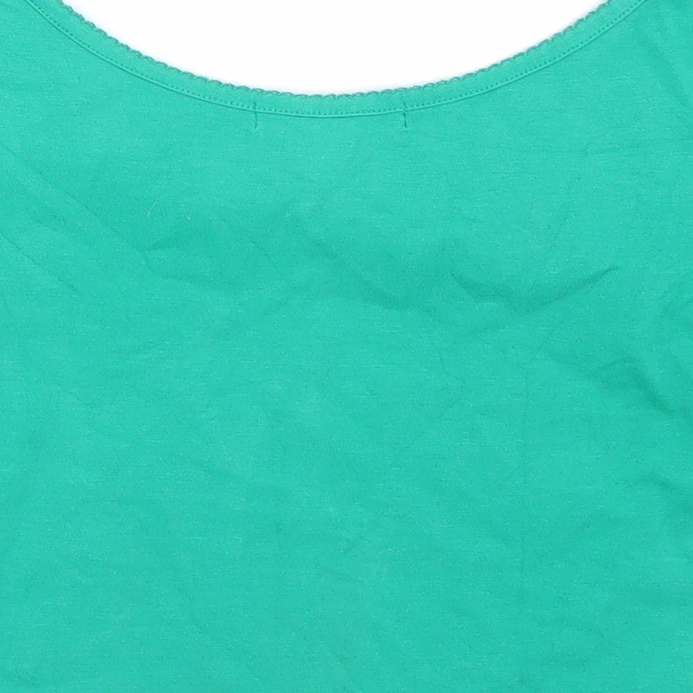 FOREVER 21 Womens Green Basic T-Shirt Size M