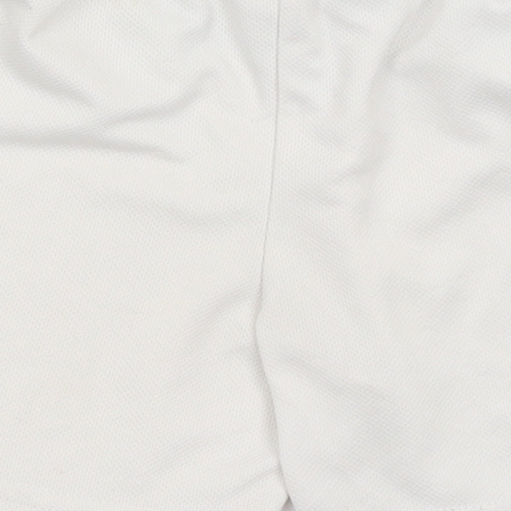 Manav Boys White Bermuda Shorts Size 4 Years