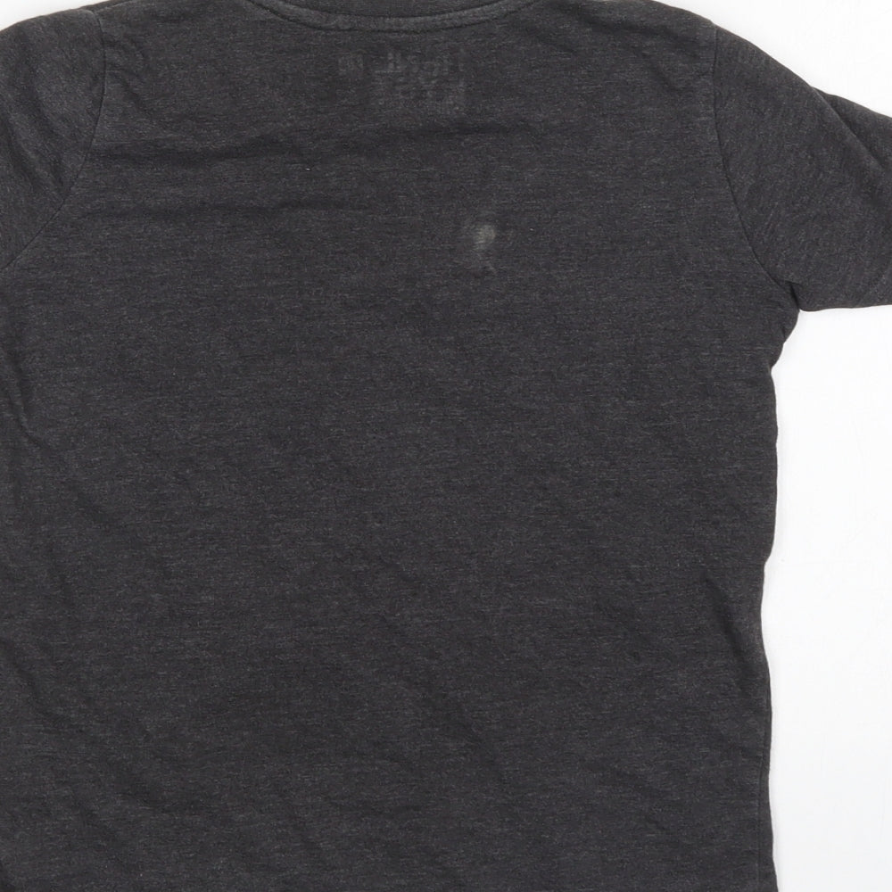Henleys Boys Grey Basic T-Shirt Size 7-8 Years