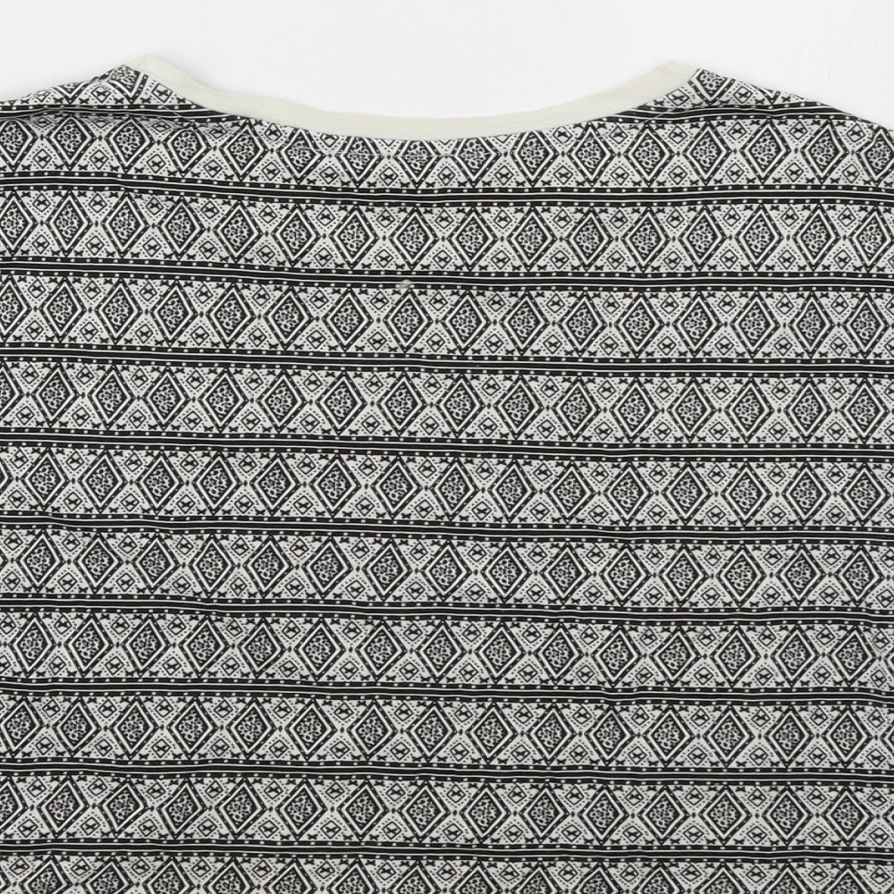 New Look Girls Black Geometric Cropped Polo Size 12-13 Years