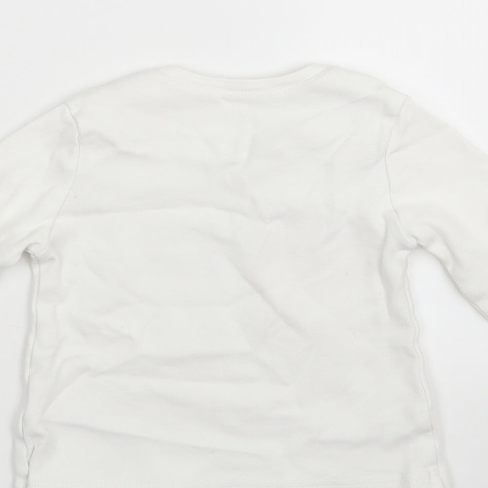 Preworn Girls White Geometric Basic T-Shirt Size 3 Years