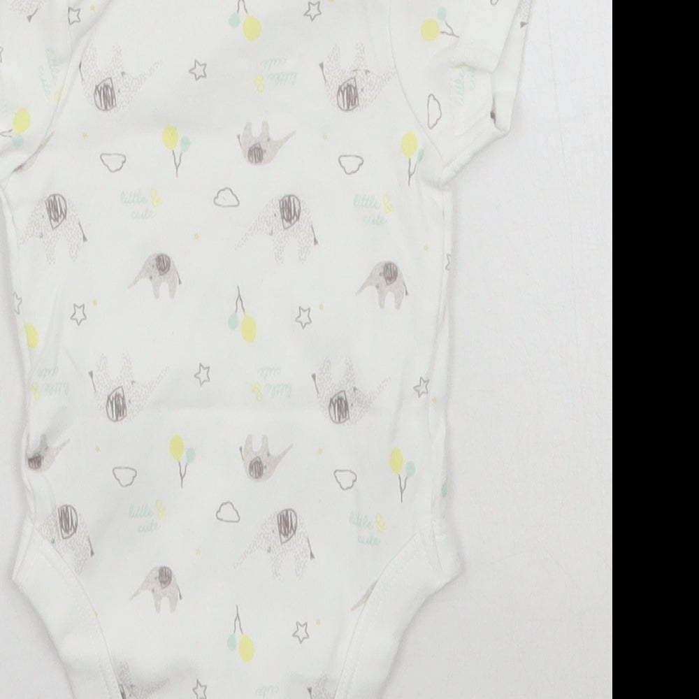 M&Co Baby White Geometric Babygrow One-Piece Size 0-3 Months