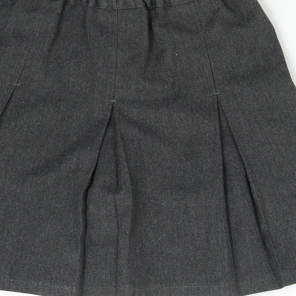 Marks & Spencer Girls Grey Pleated Skirt Size 5-6 Years