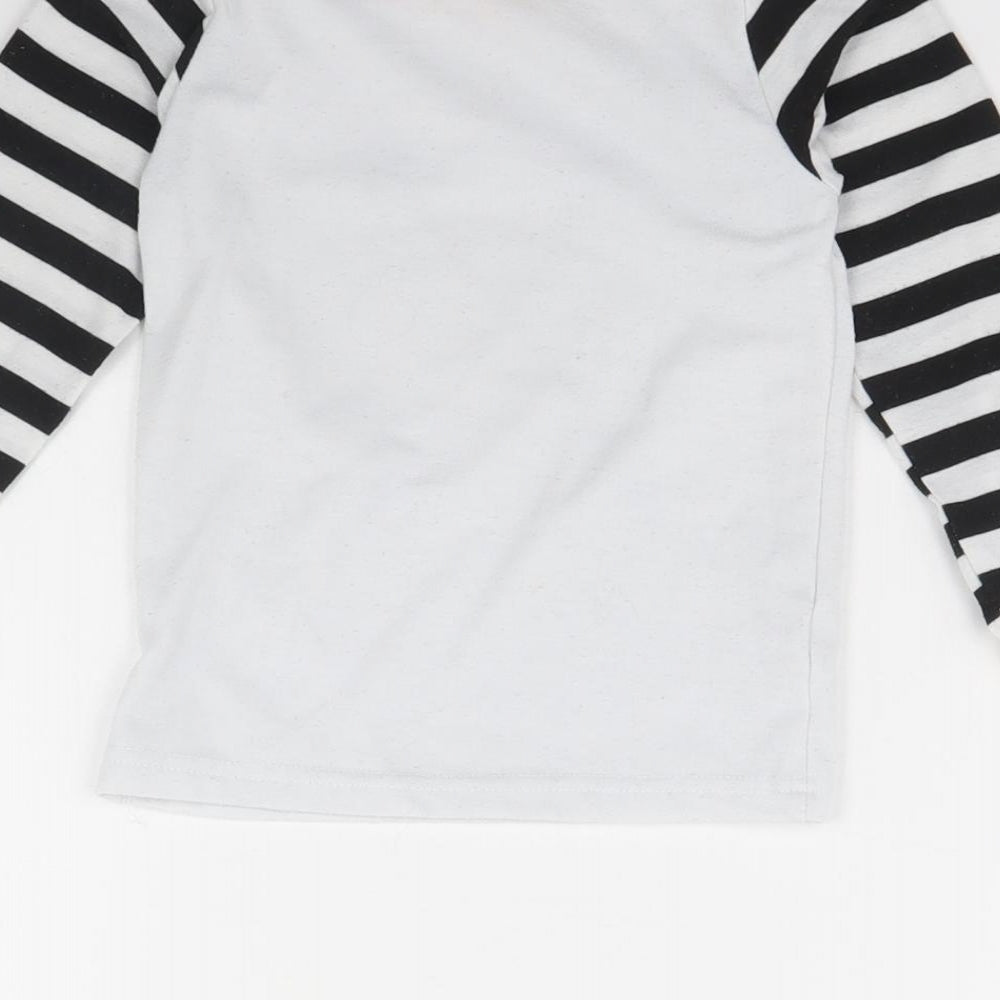 Preworn Girls White Striped Basic T-Shirt Size 4 Years