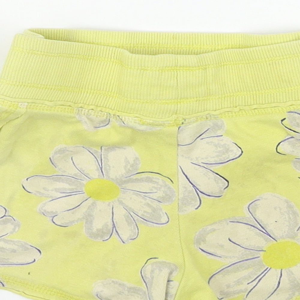 Next Boys White Floral Sweat Shorts Size 6 Years