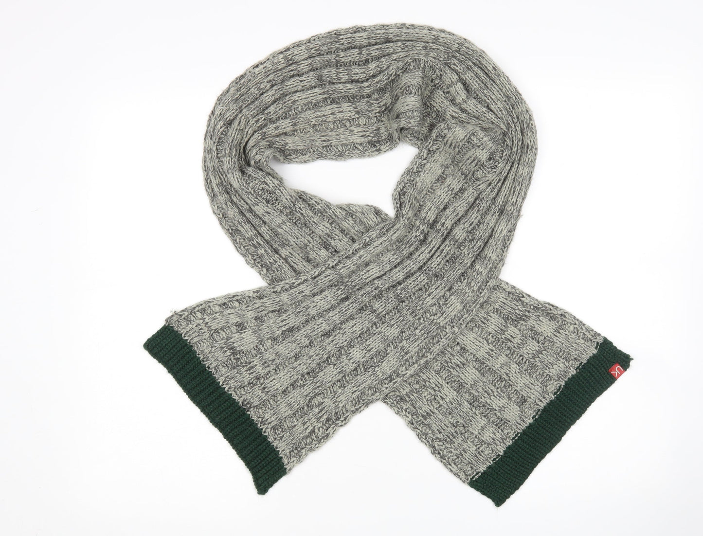 Preworn Unisex Green Scarf Size Regular
