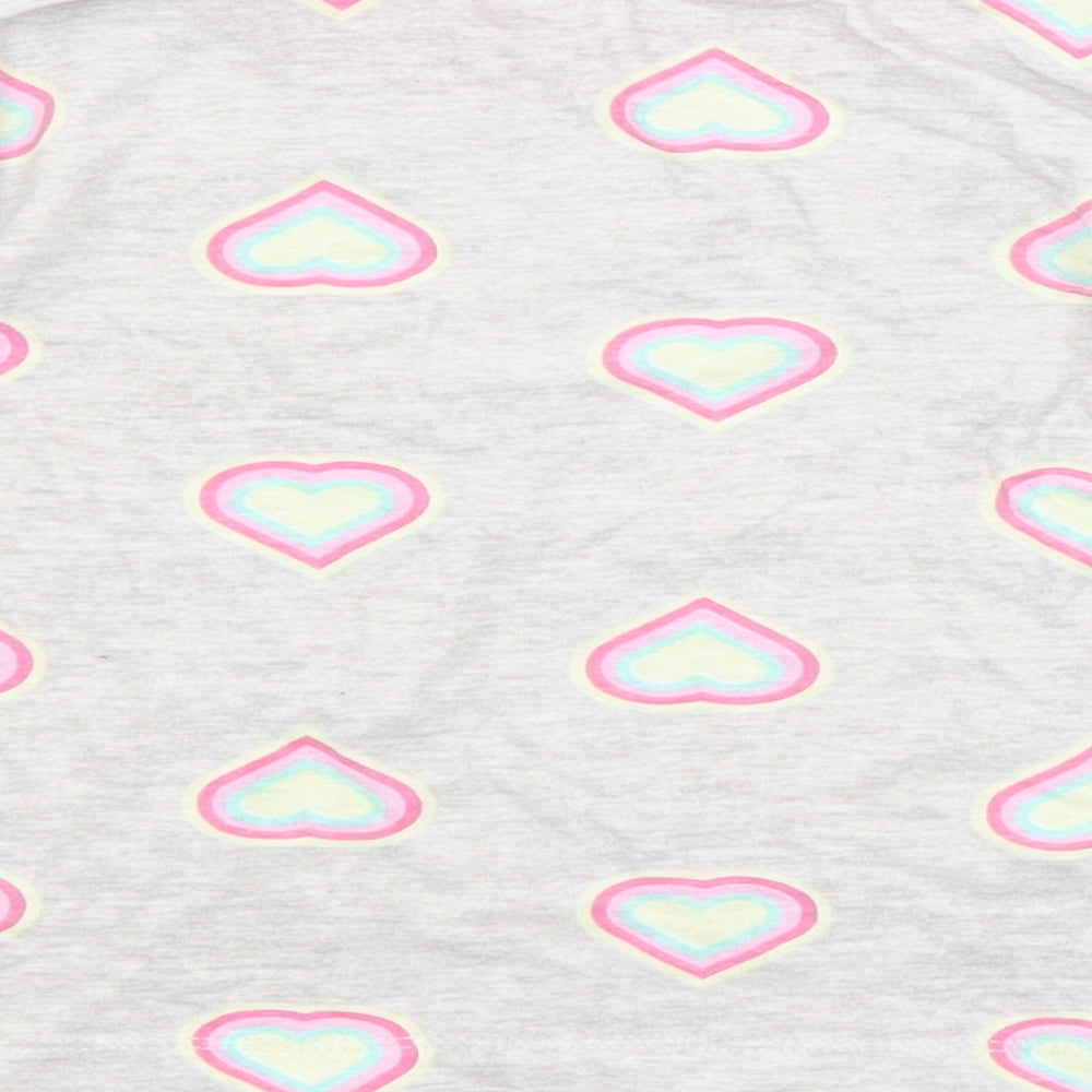 Preworn Girls Grey Geometric Basic T-Shirt Size 5-6 Years