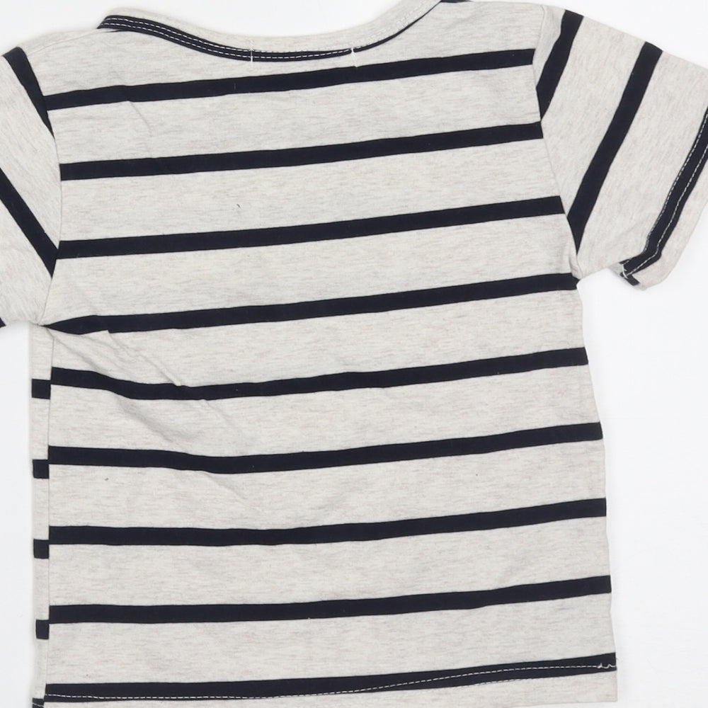 Preworn Boys Beige Striped Cotton Basic T-Shirt Size 5 Years Round Neck - bear