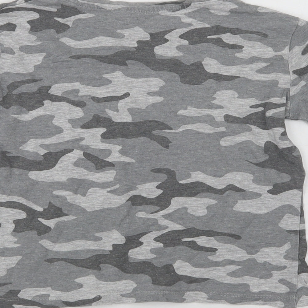 Primark Girls Grey Camouflage Cotton Basic T-Shirt Size 7-8 Years Crew Neck - Be Yourself