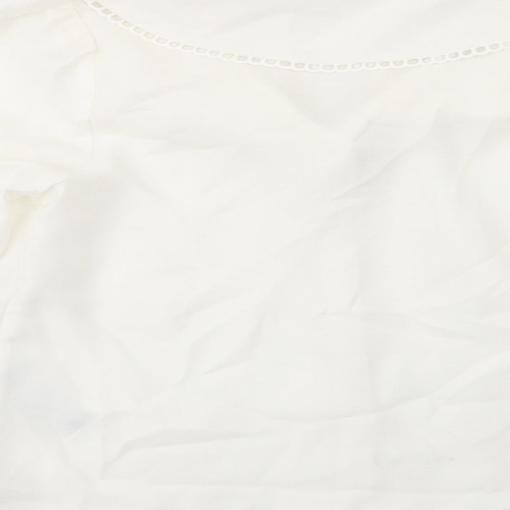 Pieces Womens White Polyester Basic Button-Up Size S Collared