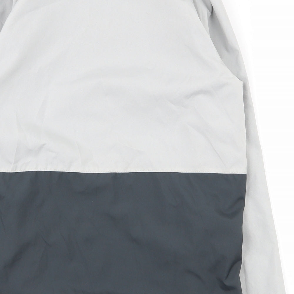 Umbro Boys Grey Jacket Size M Zip