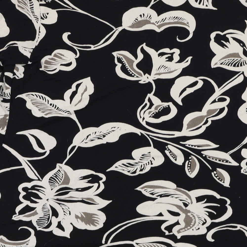 Preworn Womens Black Floral Polyester Basic Blouse Size L V-Neck