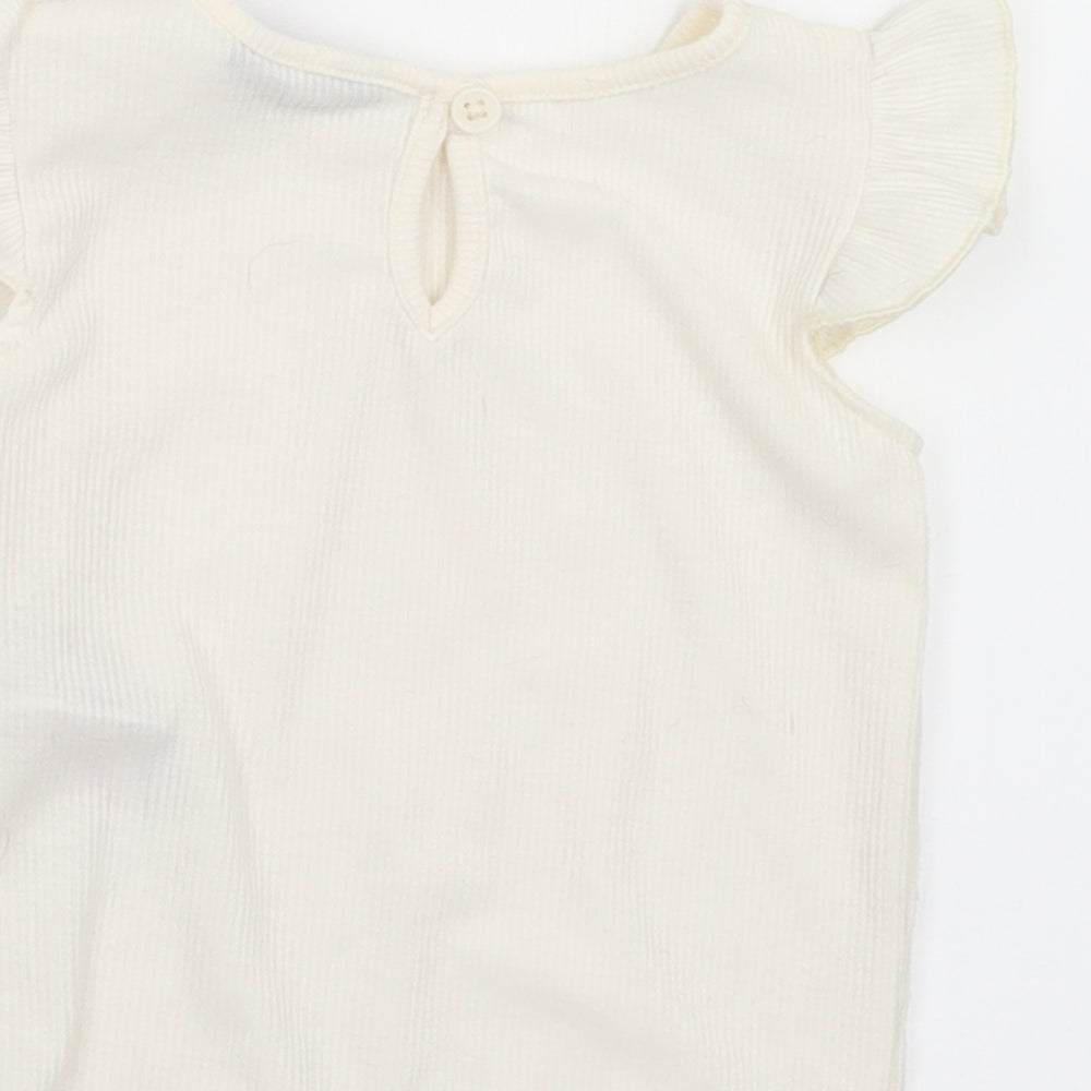 Primark Girls White Polyester Basic T-Shirt Size 6-9 Months Round Neck