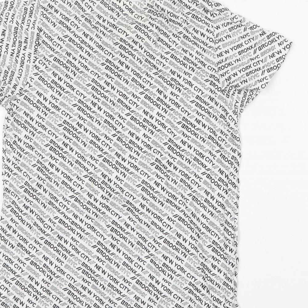 Matalan Boys White Geometric Cotton Basic T-Shirt Size 8 Years Round Neck - New York City