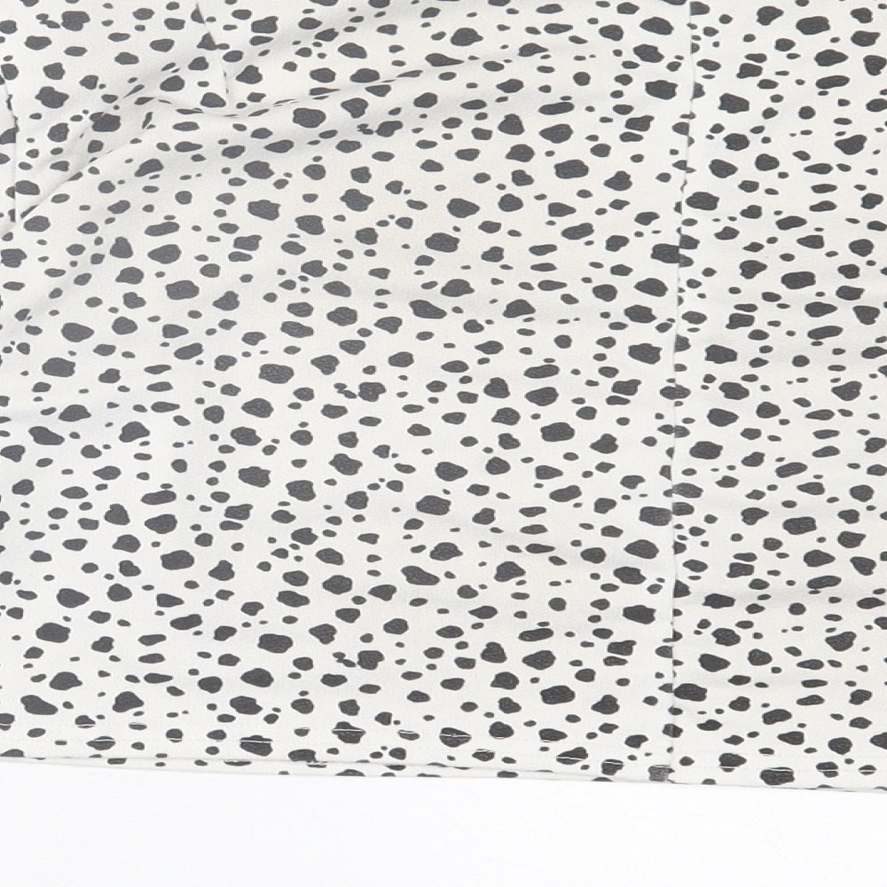 PRETTYLITTLETHING Womens White Animal Print Polyester Cropped T-Shirt Size 8 Crew Neck