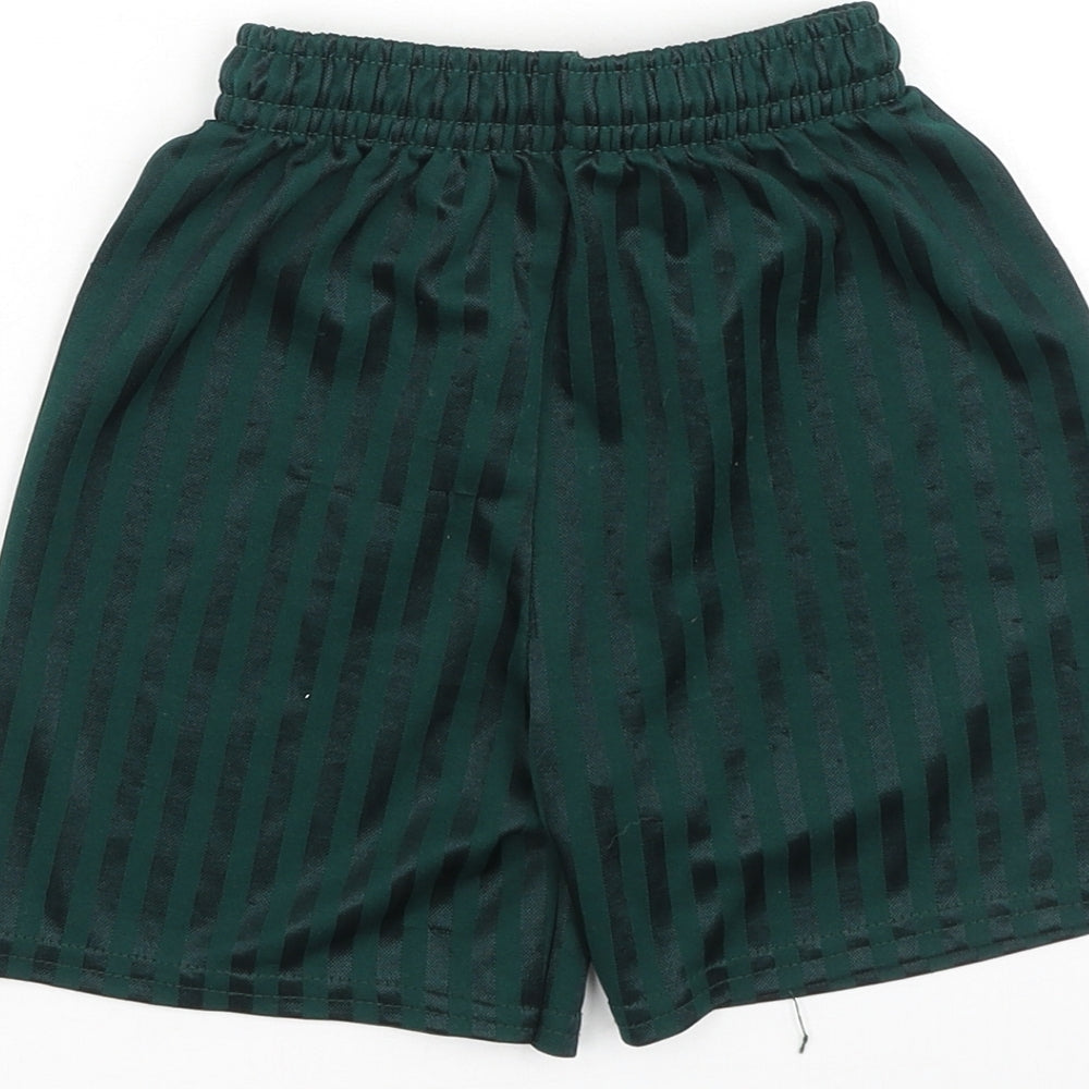 Preworn Boys Green Polyester Sweat Shorts Size 4-5 Years Regular