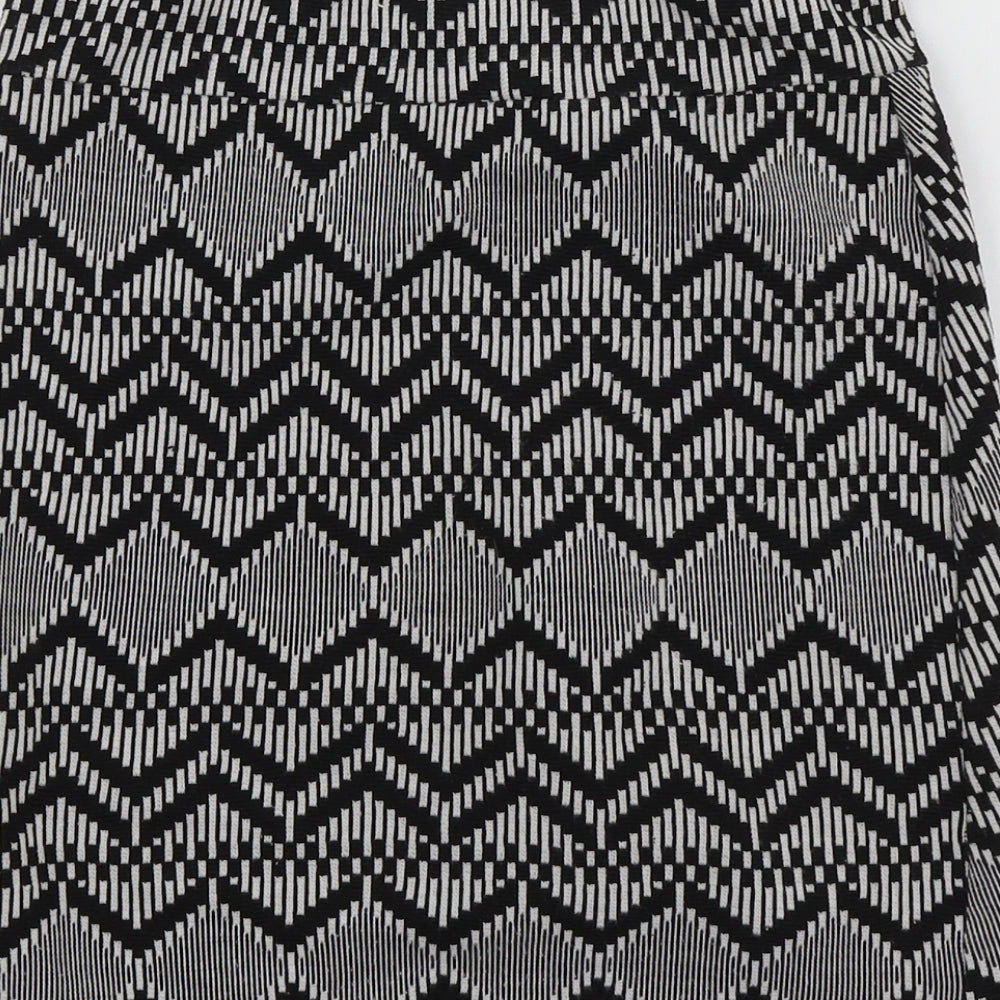 Stradivarius Womens Black Geometric Polyester Mini Skirt Size S