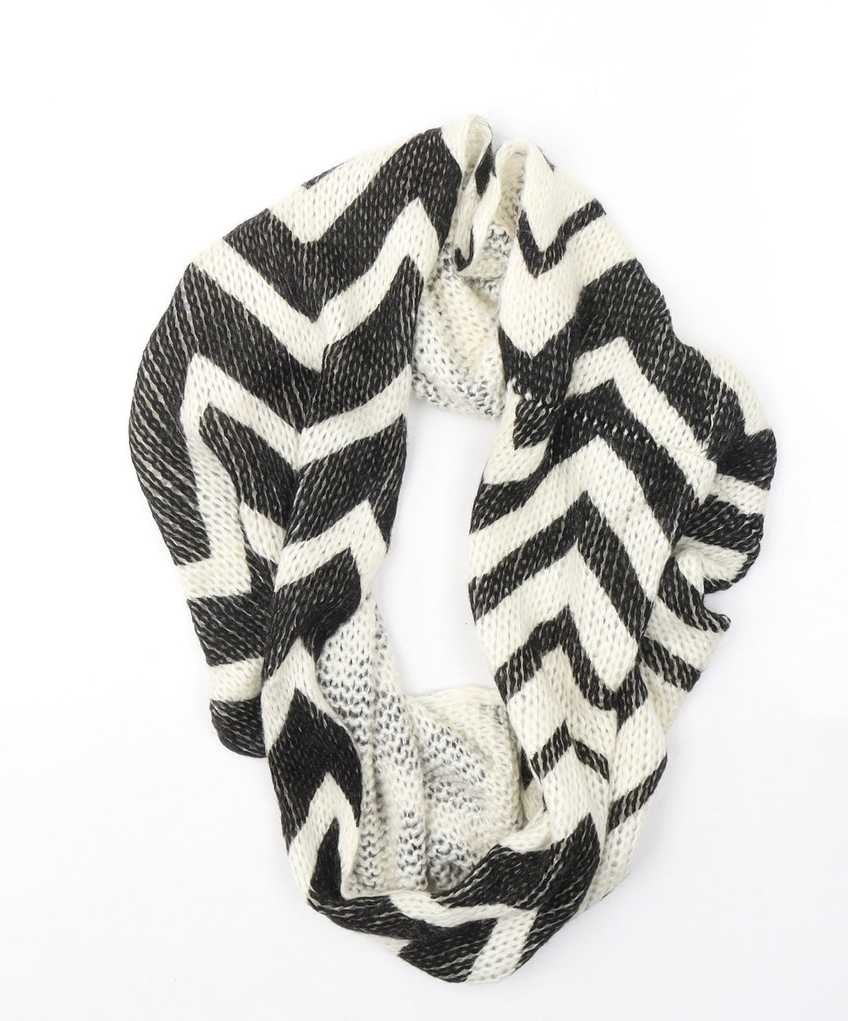 Dorothy Perkins Womens White Geometric Acrylic Shawl/Wrap