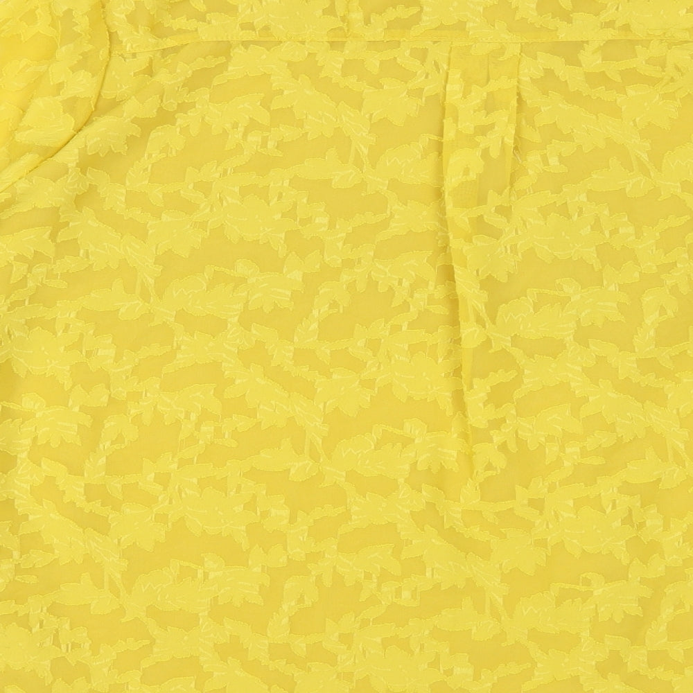 Preworn Womens Yellow Geometric Polyester Basic Button-Up Size L Collared - Textured