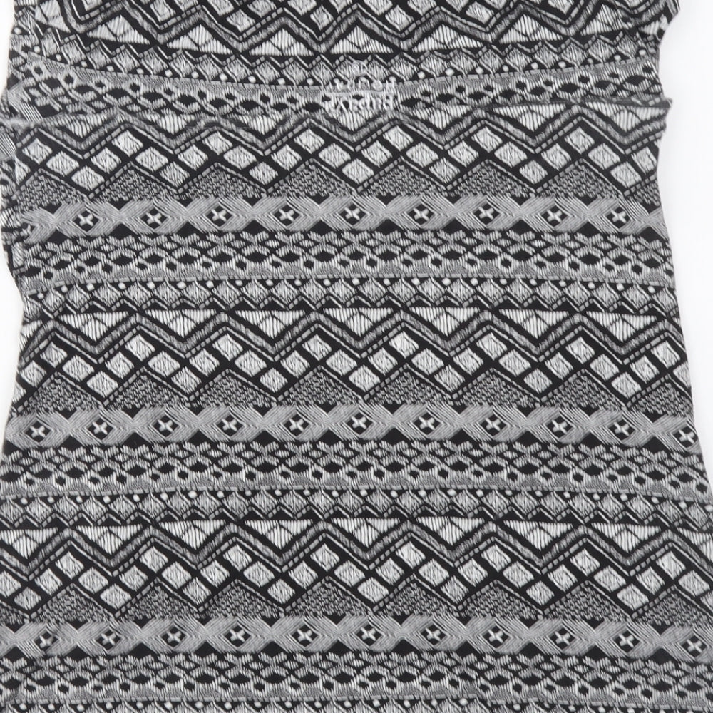 Preworn Womens Black Geometric Cotton Basic Tank Size 16 Off the Shoulder
