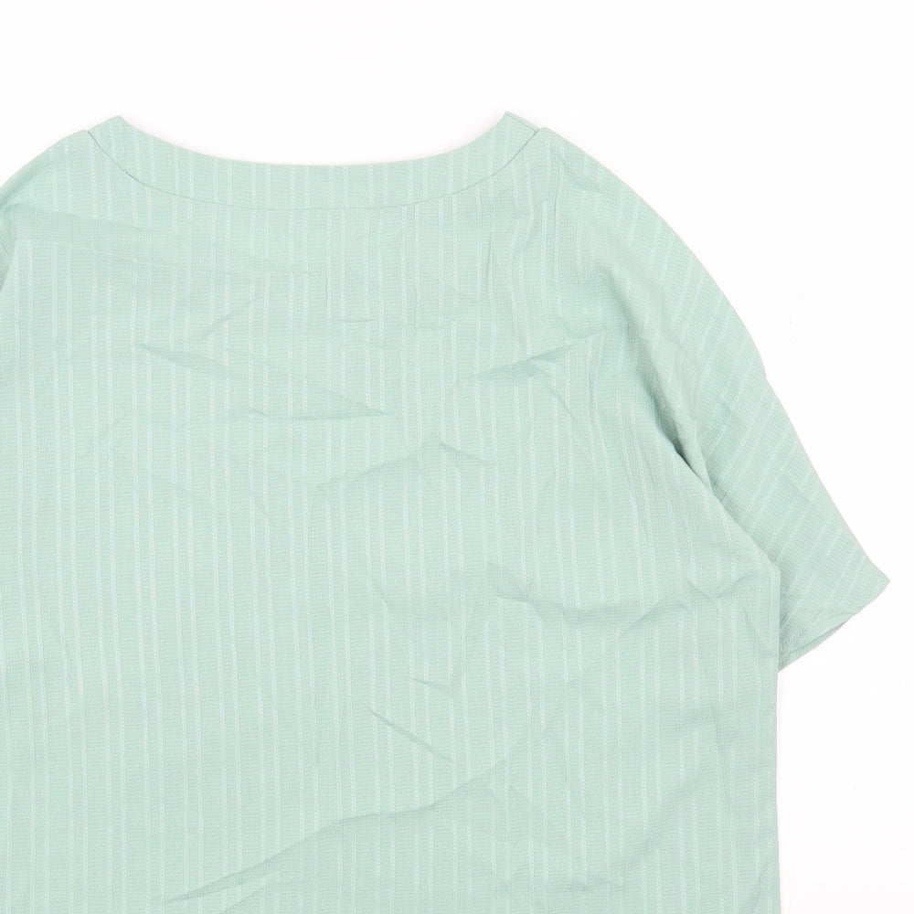 Preworn Womens Green Polyester Basic Blouse Size S Round Neck