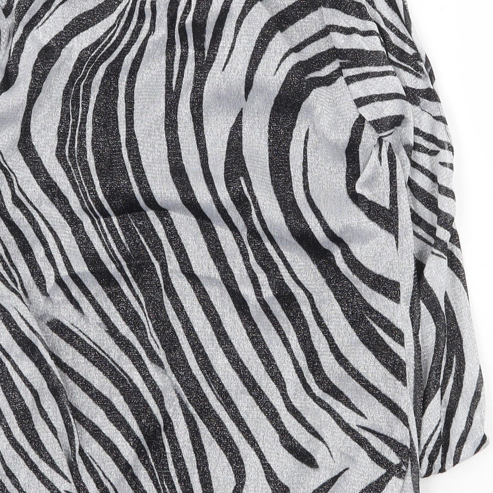 Preworn Womens Silver Animal Print Polyester Basic Blouse Size 8 Boat Neck