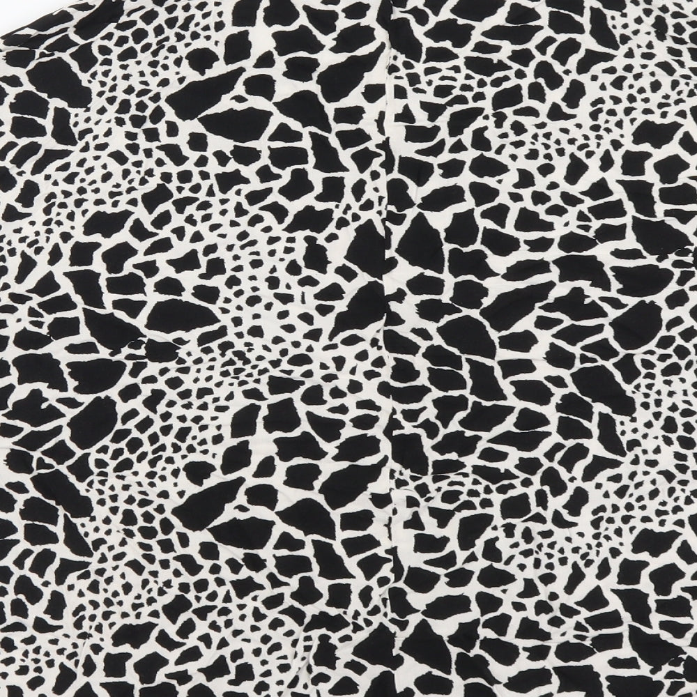 Peacocks Womens Black Geometric Viscose Basic Blouse Size 20 Round Neck