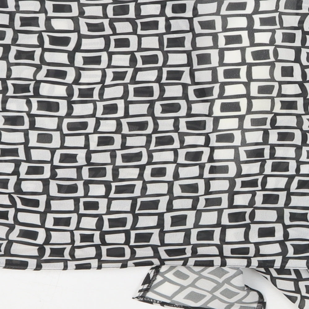 Preworn Womens Black Geometric Polyester Cropped Blouse Size 14 Collared
