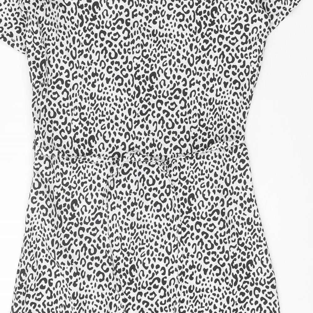 Boohoo Womens White Geometric Polyester A-Line Size 10 V-Neck Zip