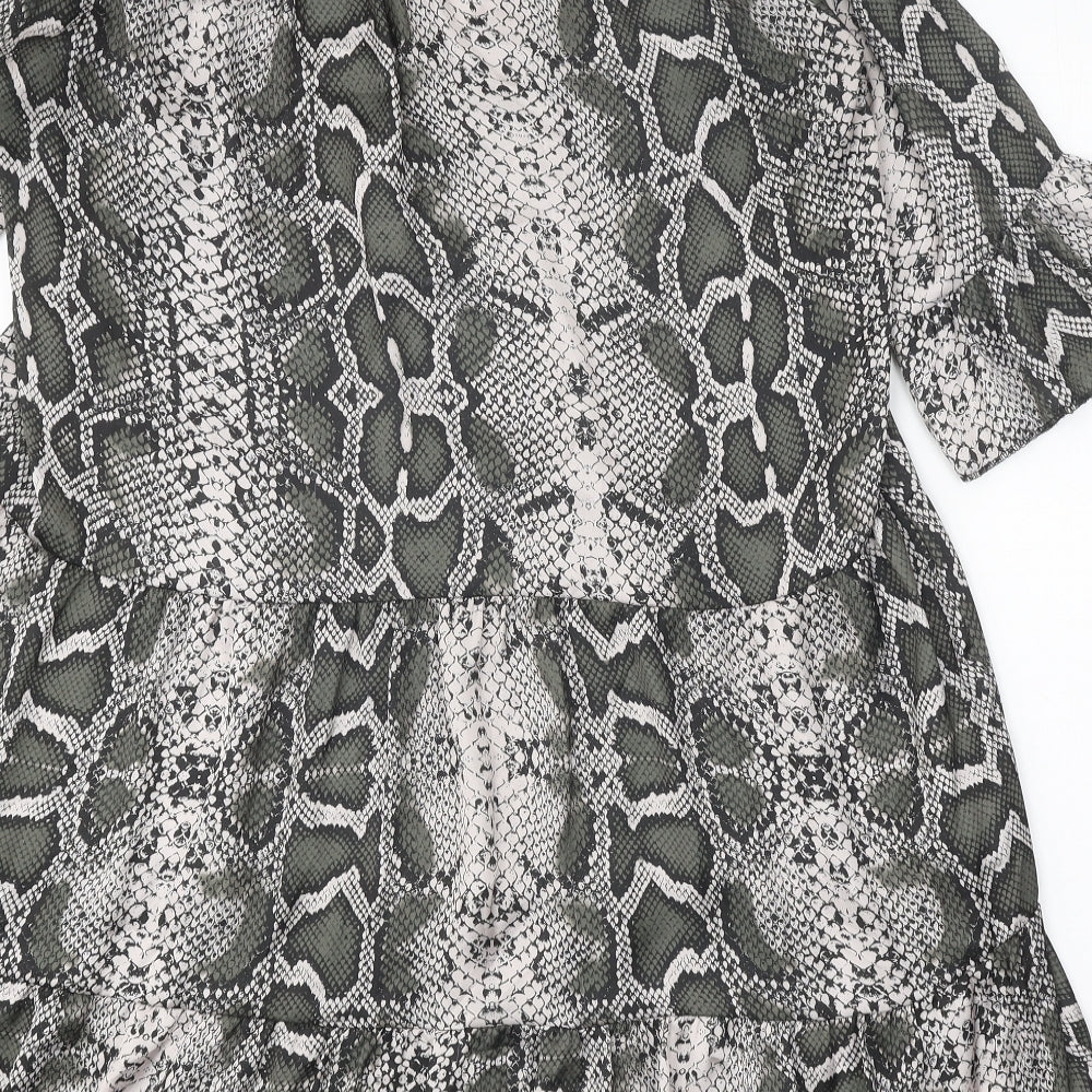 Preworn Womens Grey Animal Print Polyester A-Line One Size V-Neck Pullover - Snake Print