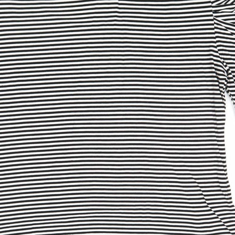 Country Casuals Womens Black Striped Viscose Basic T-Shirt Size L Round Neck
