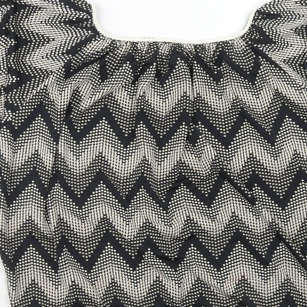Blue vanilla Womens Black Geometric Polyester Basic Blouse Size S Round Neck