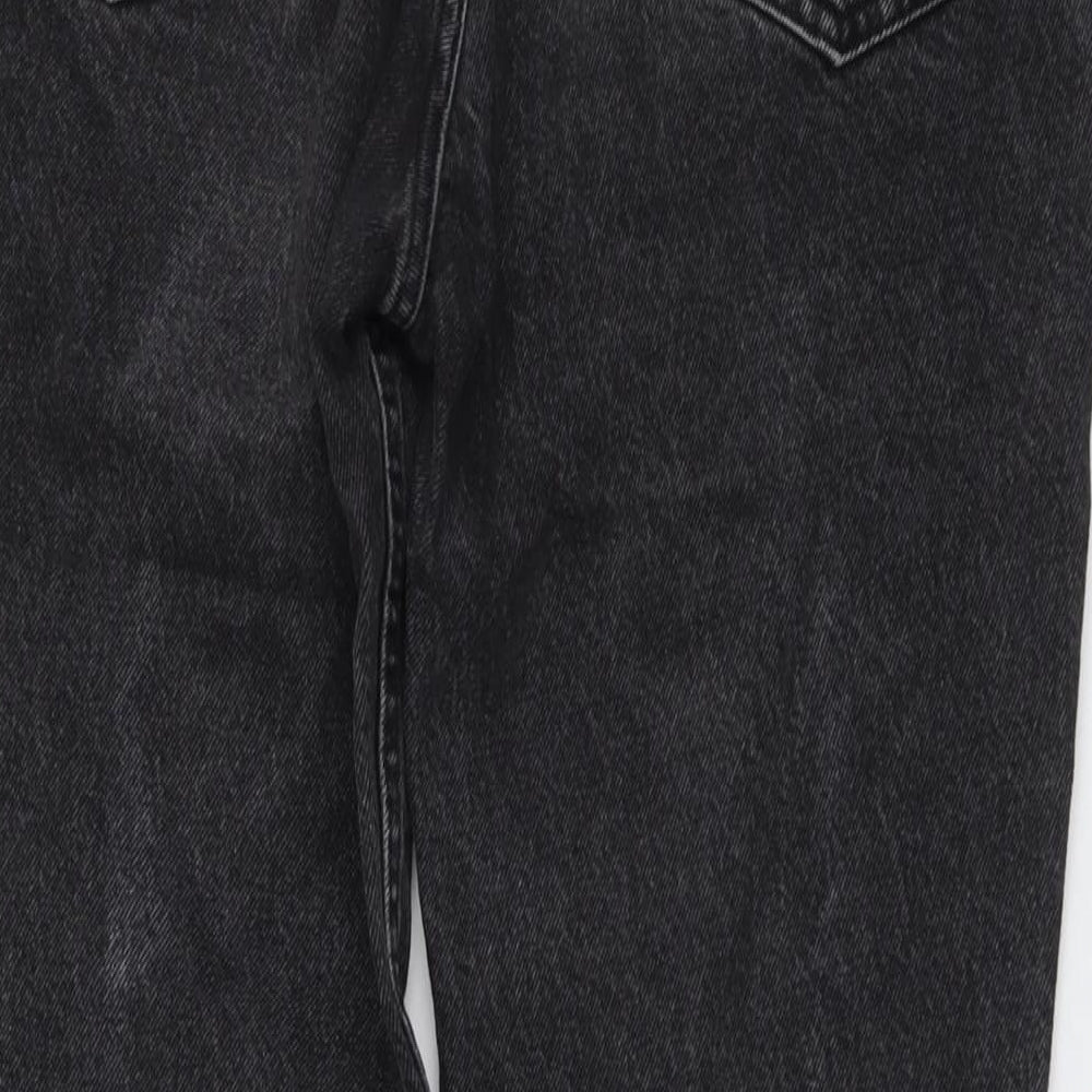 Brand and care label for BDG women’s grey cotton mom jeans, size UK 32, in, 32-inch leg regular button
