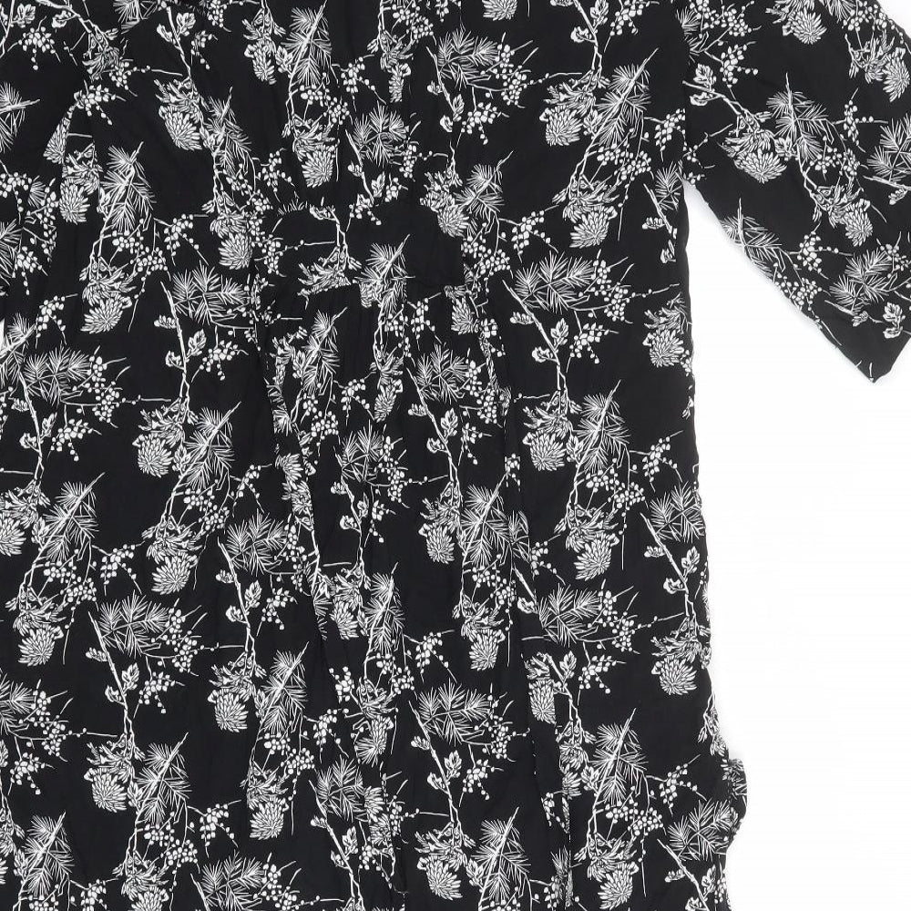H&M Womens Black Geometric Polyester A-Line Size S V-Neck Button