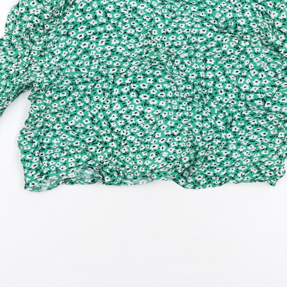 H&M Womens Green Floral Viscose Basic Button-Up Size 10 V-Neck - Knot Front