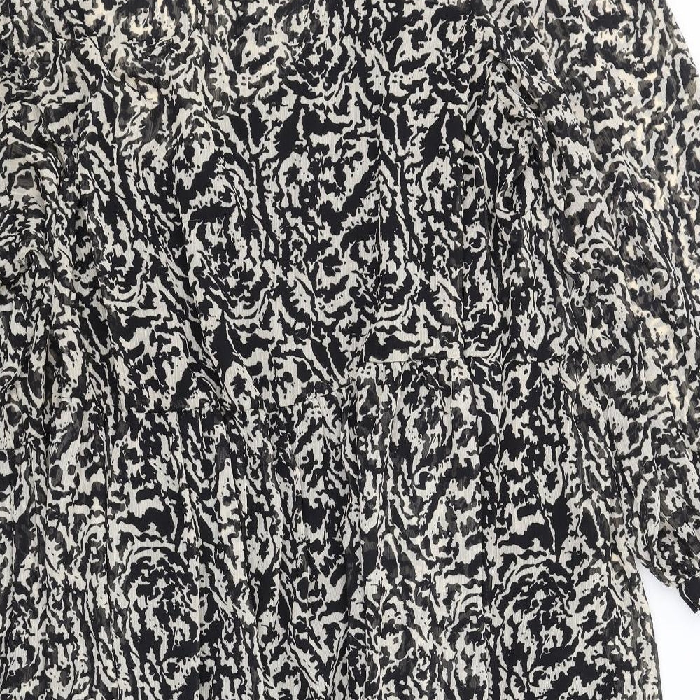 H&M Womens Black Geometric Polyester Shift Size 2XL Mock Neck Button