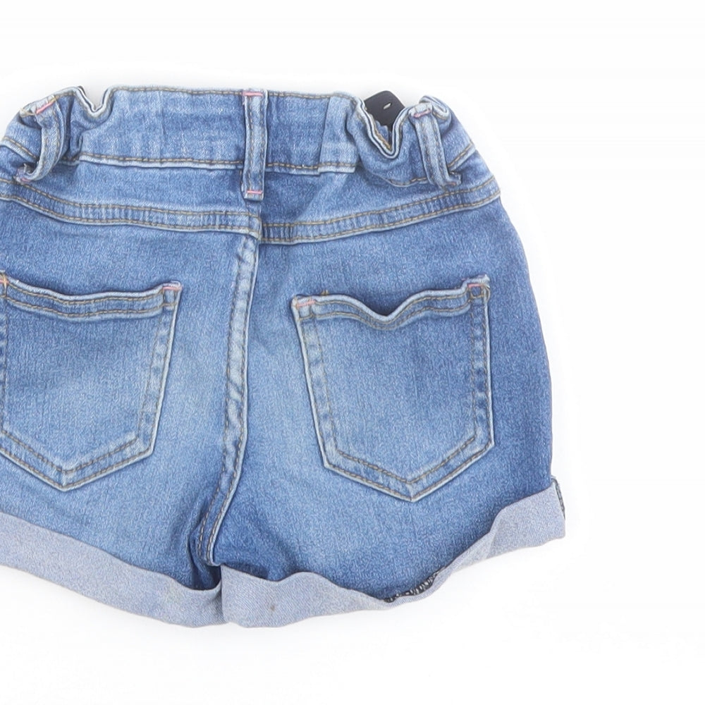 Brand and care label for Denim & Co. girls’ blue cotton cut-off shorts, size 4-5, years regular drawstring