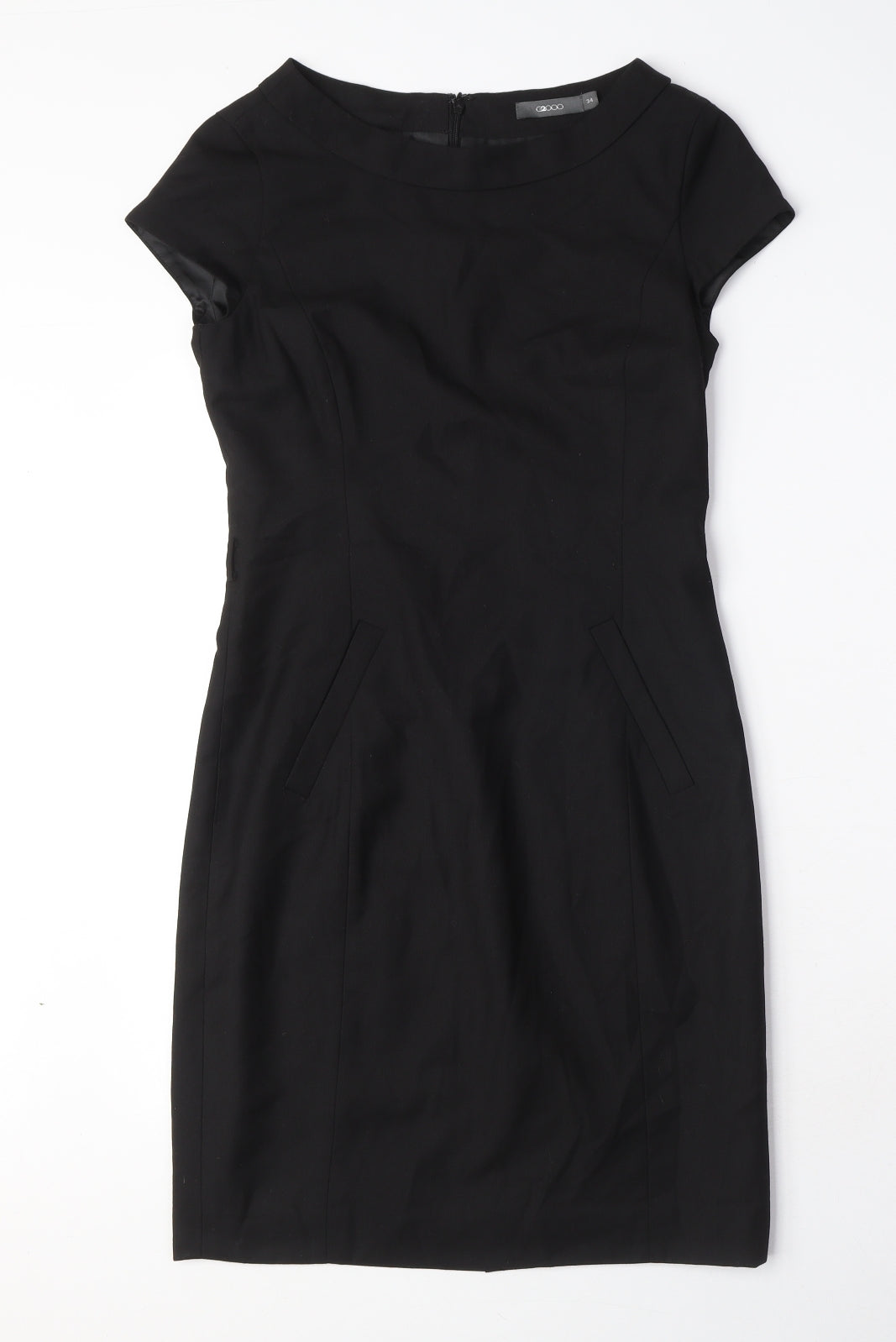 g2000 black dress G2000 black round fitted dress, Women's Fashion, Dresses & Sets, Dresses on  Carousell
